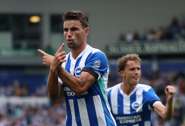 华体会-尤文图斯中场引援锁定奥莱利为首要目标，凯西、比苏马及阿姆拉巴特列入备选名单