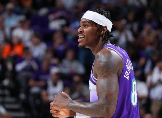 华体会hth体育下载-热火锋线问题被暴露 范德比尔特进入莱利引援雷达